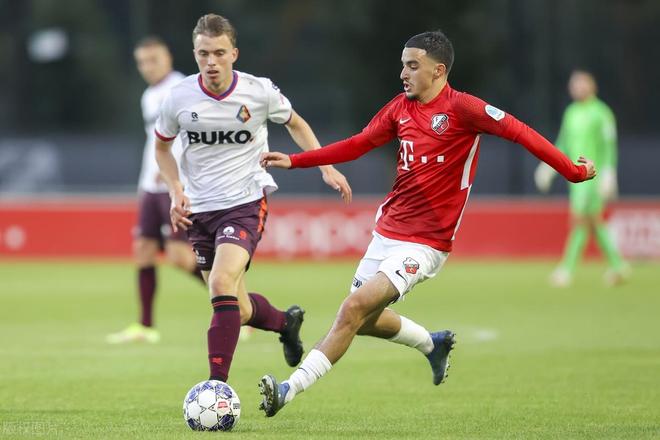 拉瑞安确认 拉瑞安确认