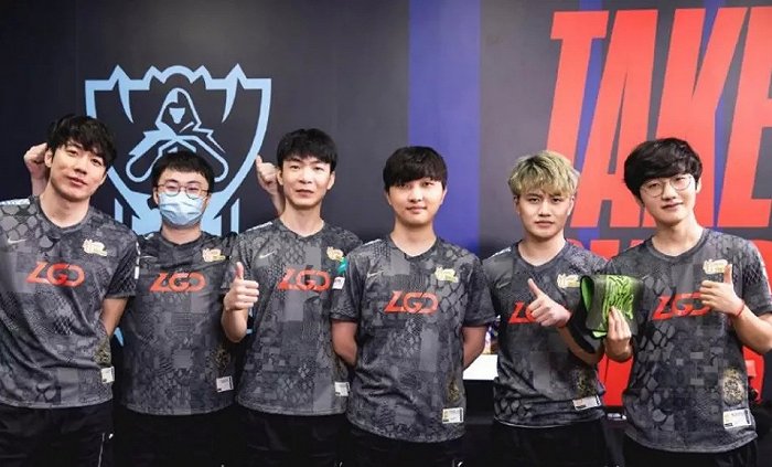 择以二塔推 择以二塔推